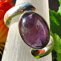 Indian Amethyst Ring in curved Design • 925 Silver Jewelry