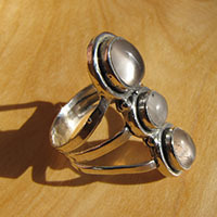 Indian Ring 3 shimmering Moonstone Gems ☼ 925 Silver -50%