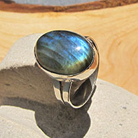 Indian Labradorite Ring - smooth 925 Silver Design